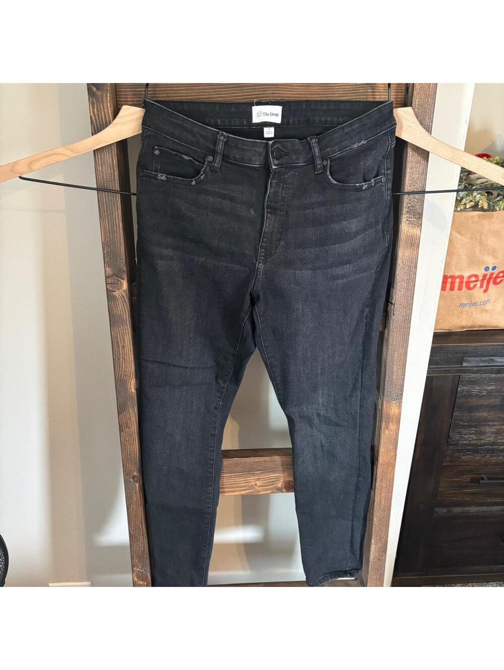 The Drop - Women's Distressed Black Skinny Jeans
